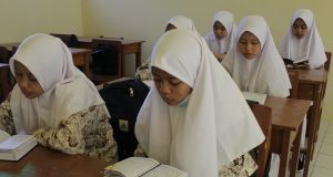 Kurikulum Kepesantrenan SMA Al Hikmah Sirampog Kurikulum SMA Alhikmah Sirampog