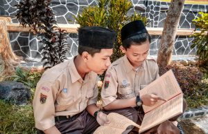 Peserta Tes Grogi Membaca Kitab Kuning