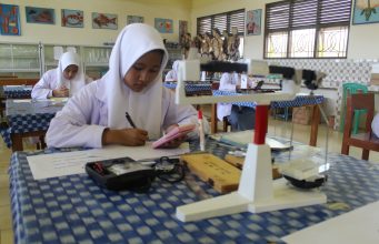 Ujian Praktek Fisika, Ajang “Pembuktian”