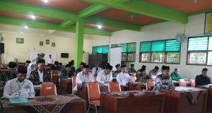 Hadiri Kegiatan PKPPNU PONPES AL HIKMAH Gus Irfan Memimpin Upacara Pembaiatan Kader Pelajar Nahdlatul Ulama