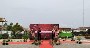 Peringati Hari Pahlawan, OSIS SMAS Al Hikmah Gelar Pertunjukan Drama