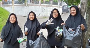 Meminimalisir Sampah Plastik Dengan Membuat Ecobrick