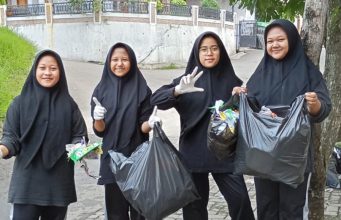 Meminimalisir Sampah Plastik Dengan Membuat Ecobrick