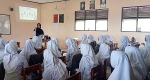 Ujian Spesifikasi dan Ekstrakulikuler