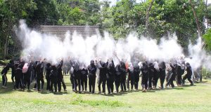 Kobaran Semangat Siswa/Siswi Kelas XI SMA AL HIKMAH Yang Akan Mengikuti Kegiatan Praktek Kerja Lapangan (PKL)