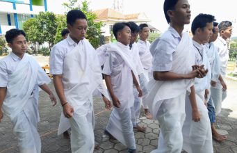 Ujian Praktik Manasik Haji Kelas XII SMA AL HIKMAH