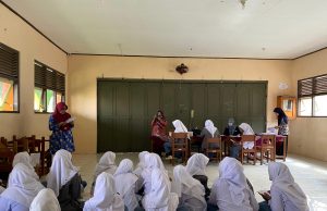 Penyuluhan Kesehatan dari Puskesmas Sirampog diikuti dengan Antusias Luar Biasa Siswa-Siswi SMA AL HIKMAH