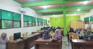 Spiritualitas Guru dan Karyawan SMA Al Hikmah Gelar Hiziban dan Doa Bersama