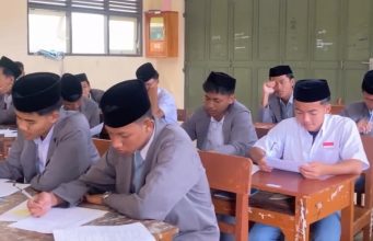 Penilaian Sumatif Akhir Semester 1 (PSAS) SMA AL HIKMAH