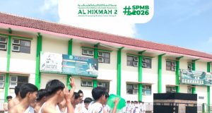 SMA AL HIKMAH Mengadakan Manasik Haji